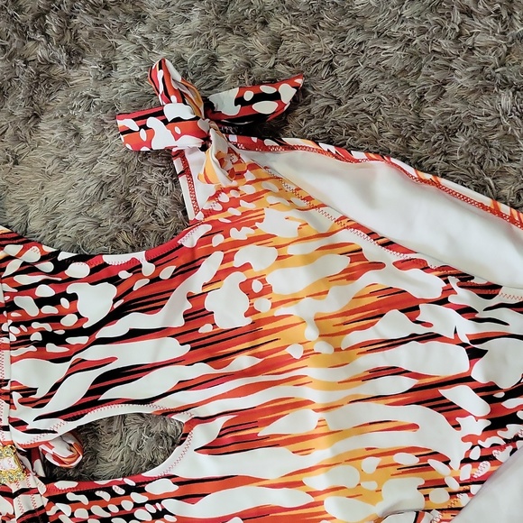 Shein Swimsuit 🩱 - Picture 9 of 13